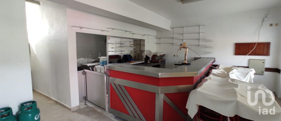 House T13 in Tabuaças of 495 m²