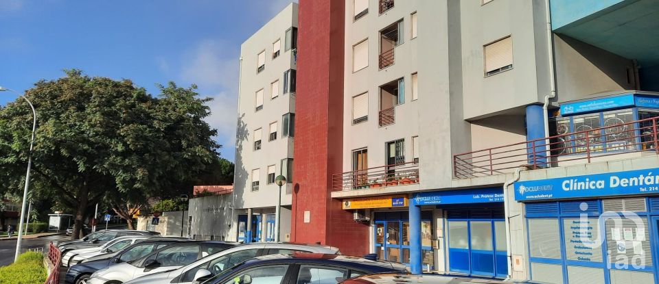 Bureaux à Carnaxide e Queijas de 90 m²