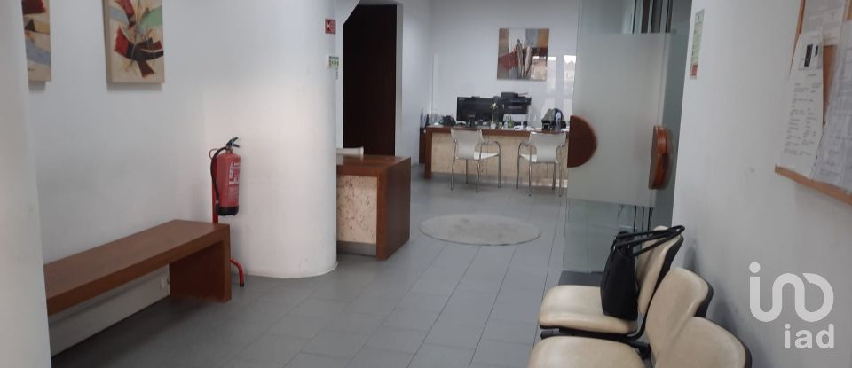Bureaux à Carnaxide e Queijas de 90 m²