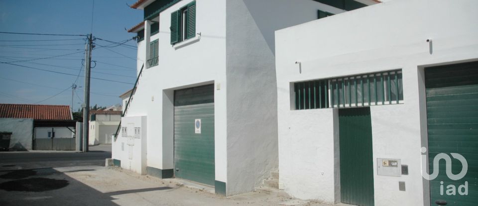 House T3 in A dos Cunhados e Maceira of 268 m²