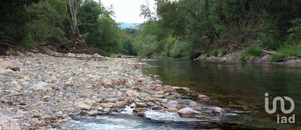 Maison T0 à Serpins de 63 m²