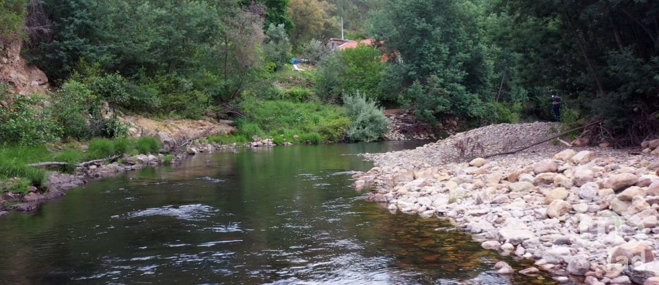 Maison T0 à Serpins de 63 m²