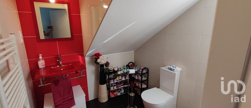 House T4 in Porto de Mós - São João Baptista e São Pedro of 168 m²