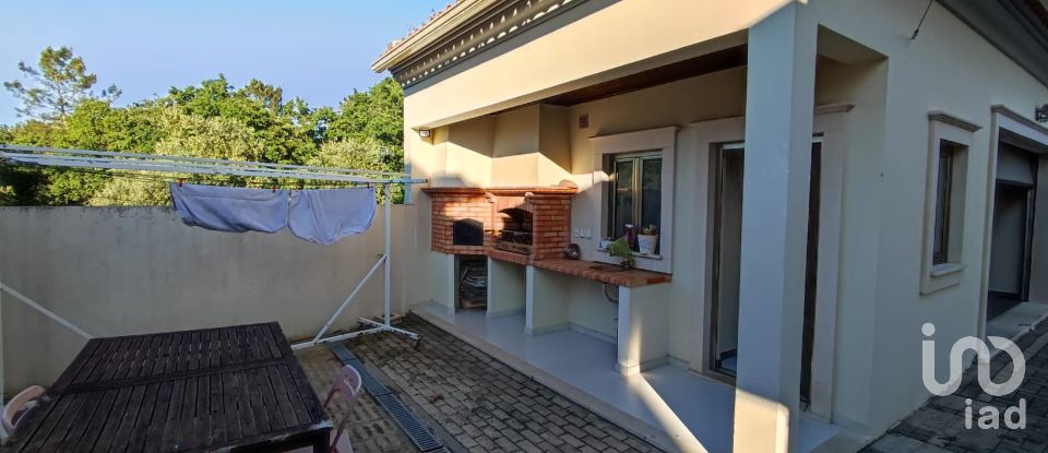 House T4 in Porto de Mós - São João Baptista e São Pedro of 168 m²