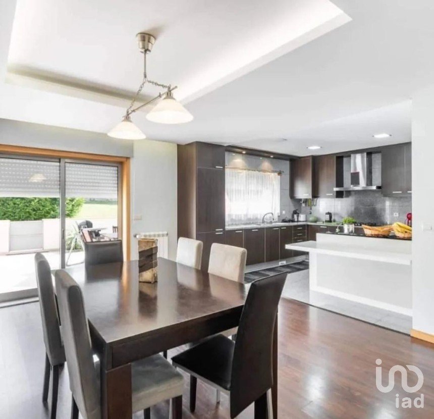 House T4 in Antas of 200 m²