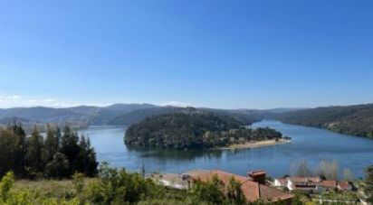 Terrain à Melres E Medas de 1 272 m²