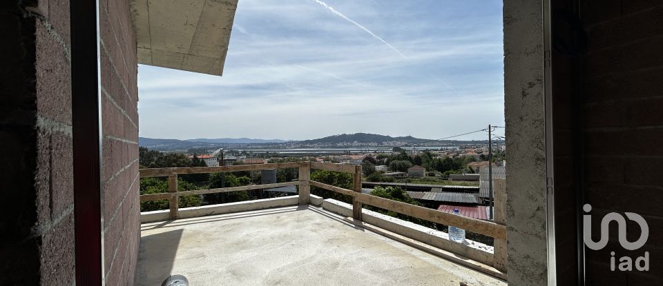 Apartment T2 in Viana do Castelo (Santa Maria Maior e Monserrate) e Meadela of 90 m²