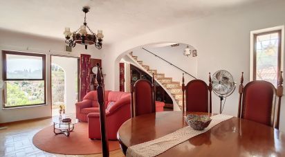 Maison traditionnelle T4 à Lagoa e Carvoeiro de 200 m²