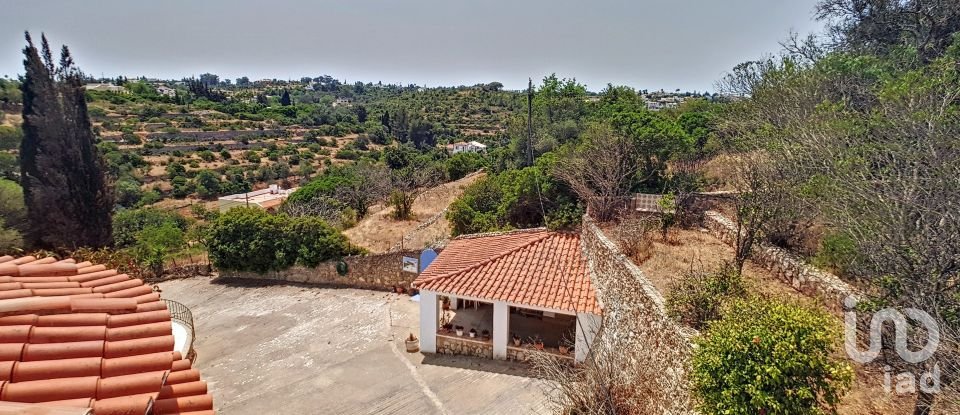 Traditional house T4 in Lagoa e Carvoeiro of 200 m²