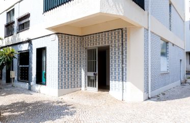 Other surface in Setúbal (São Julião, Nossa Senhora da Anunciada e Santa Maria da Graça) of 64 m²