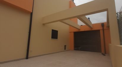 Casa / Villa T4 em Amora de 219 m²