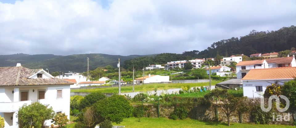 Maison de village T3 à Moledo e Cristelo de 247 m²