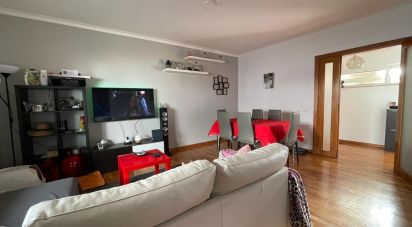 Apartment T2 in Areosa of 74 m²