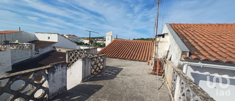 Traditional house T5 in Nossa Senhora da Conceição e São Bartolomeu of 201 m²