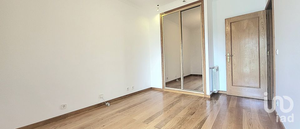 Apartamento T2 em Gulpilhares E Valadares de 99 m²