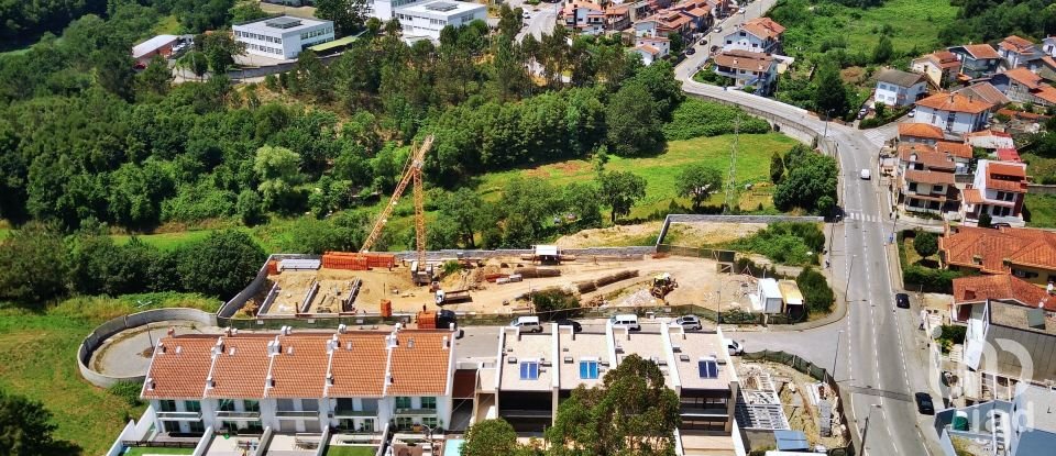 House T3 in Fânzeres e São Pedro da Cova of 173 m²