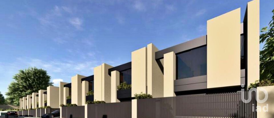 House T3 in Fânzeres e São Pedro da Cova of 173 m²