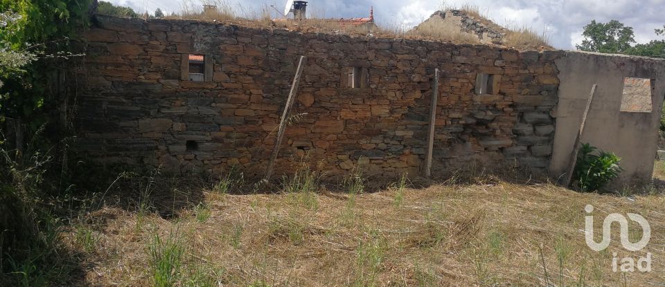 Maison de village T0 à Pedrógão Grande de 57 m²