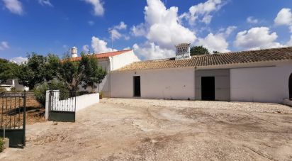 Maison T3 à Loulé (São Sebastião) de 180 000 m²