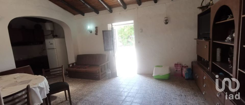 Maison T3 à Loulé (São Sebastião) de 180 000 m²