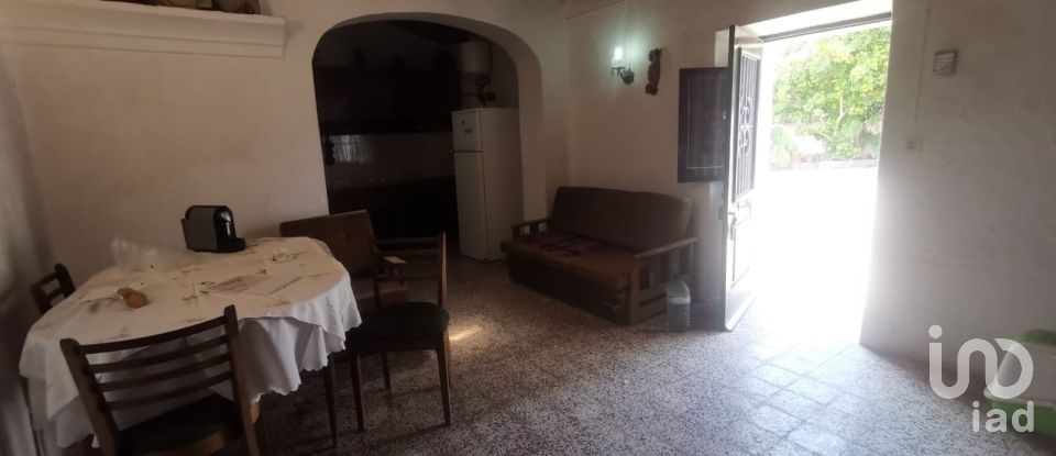 Maison T3 à Loulé (São Sebastião) de 180 000 m²