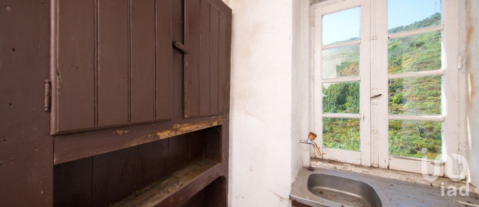 Moradia T3 em Pomares de 131 m²