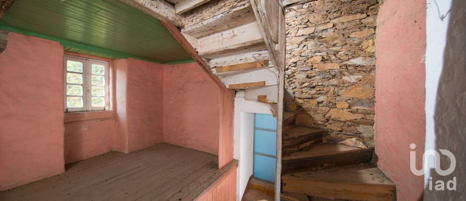 Moradia T3 em Pomares de 131 m²