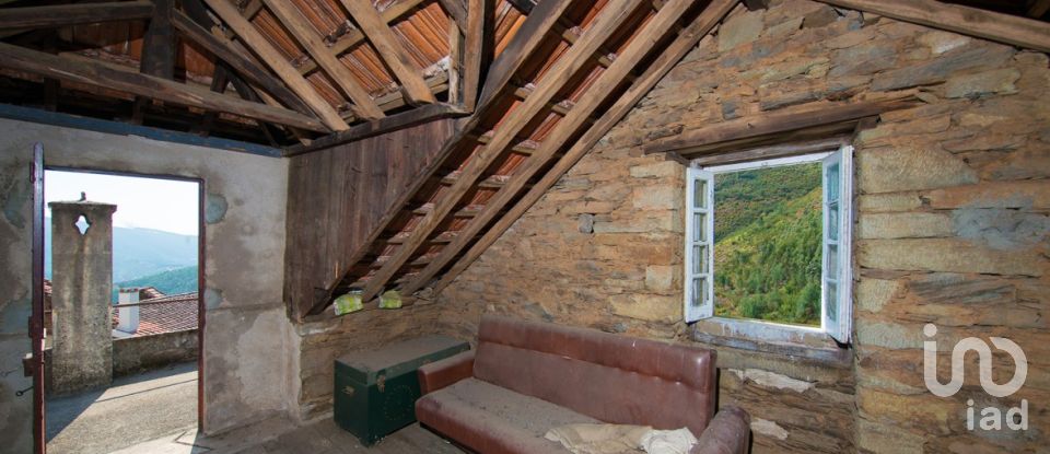 Moradia T3 em Pomares de 131 m²