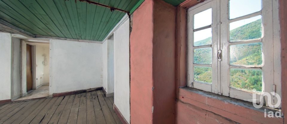 Moradia T3 em Pomares de 131 m²