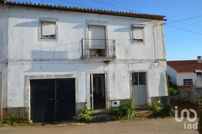 House T2 in São Miguel, Santa Eufémia e Rabaçal of 240 m²