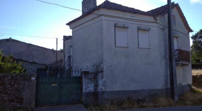 Maison de village T3 à Vila Fernando de 180 m²