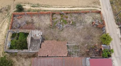 Maison rustique T3 à Azoia de Cima e Tremês de 256 m²