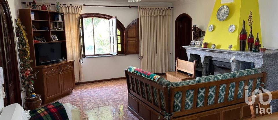 Moradia T3 em Santiago de Besteiros de 250 m²