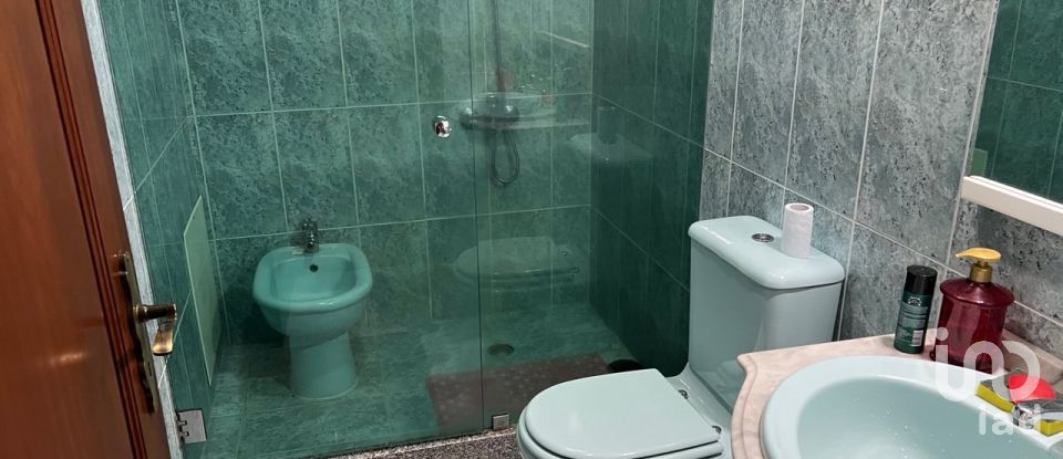 Moradia T3 em Santiago de Besteiros de 250 m²