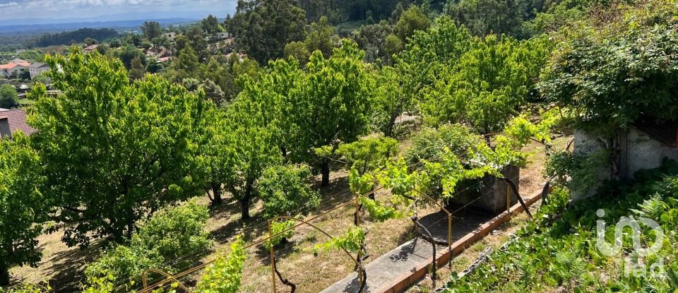 Moradia T3 em Santiago de Besteiros de 250 m²