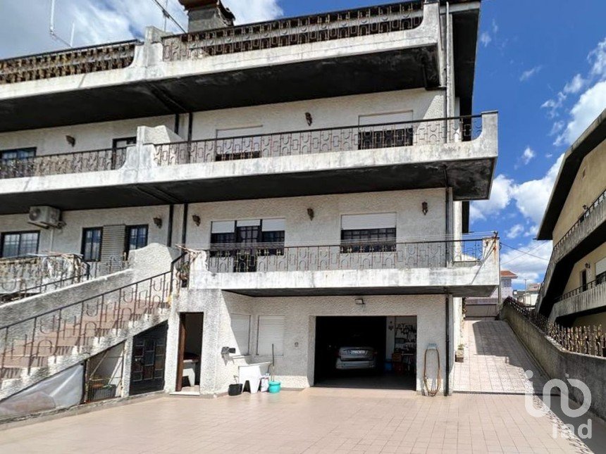 Moradia T4 em Baguim do Monte (Rio Tinto) de 408 m²