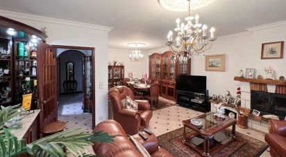 House T4 in Baguim do Monte (Rio Tinto) of 408 m²