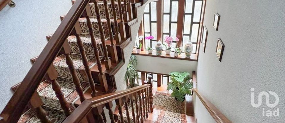 Moradia T4 em Baguim do Monte (Rio Tinto) de 408 m²