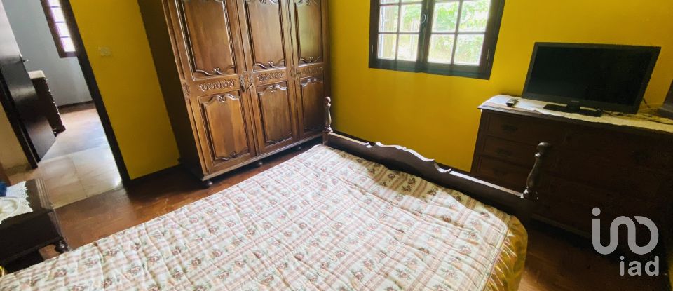 Maison de village T5 à Cristoval de 395 m²