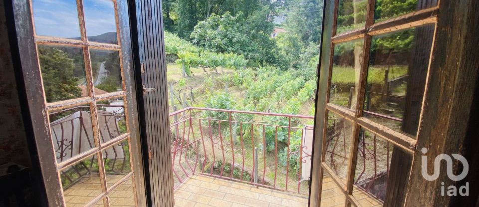 Maison de village T5 à Cristoval de 395 m²