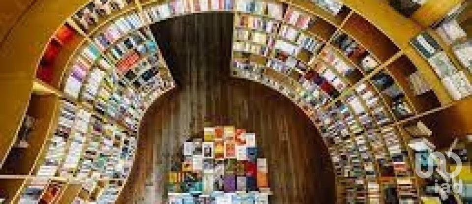 Moradia T4 em A dos Negros de 835 m²