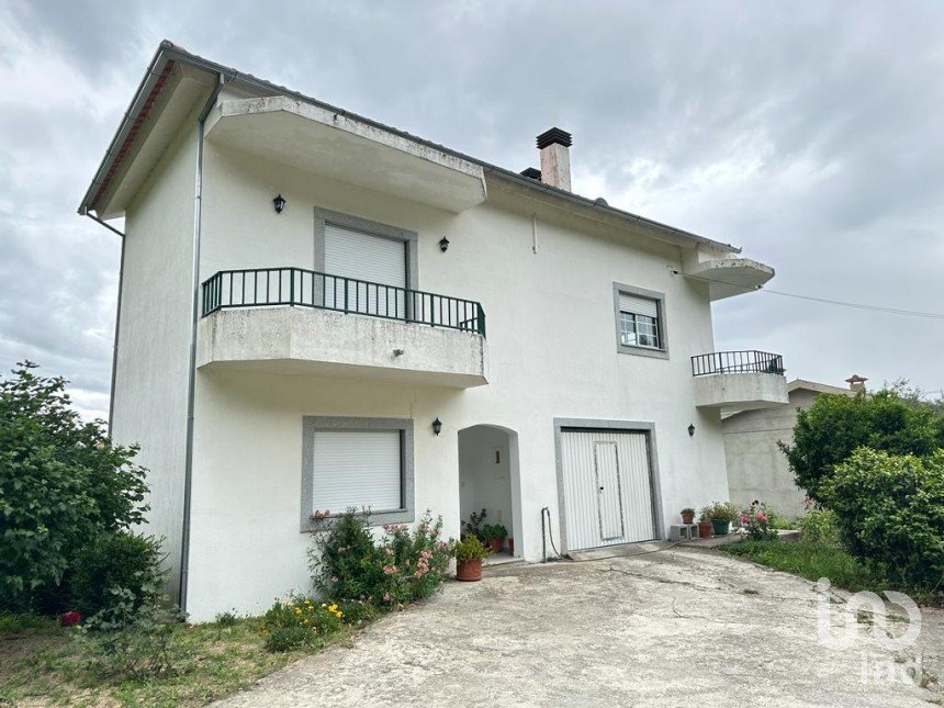 Casa / Villa T4 em Cantar-Galo E Vila Do Carvalho de 598 m²