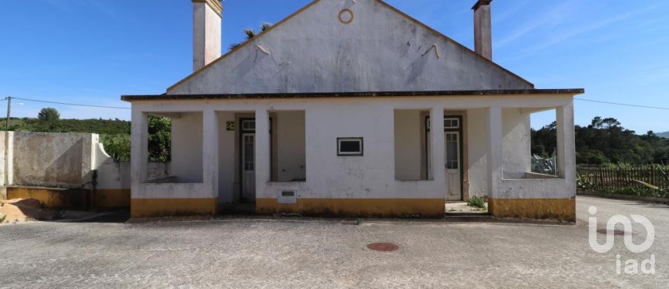 Quinta T3 em Carvoeira e Carmões de 206 m²