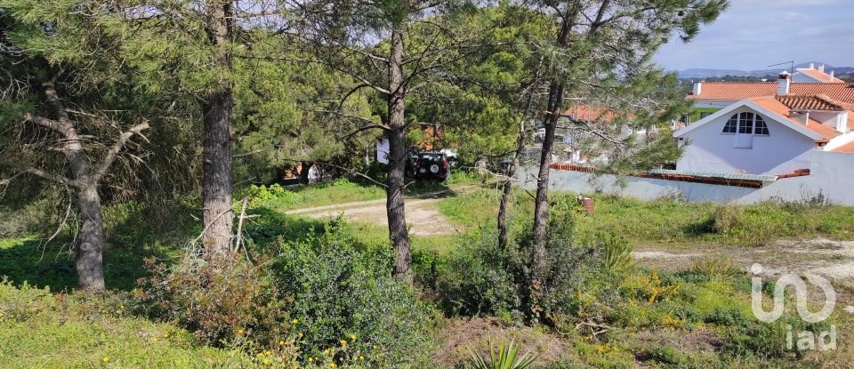 Land in Sesimbra (Castelo) of 2,190 m²