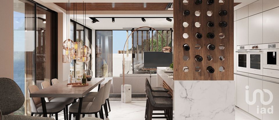 Moradia T3 em Arco da Calheta de 391 m²