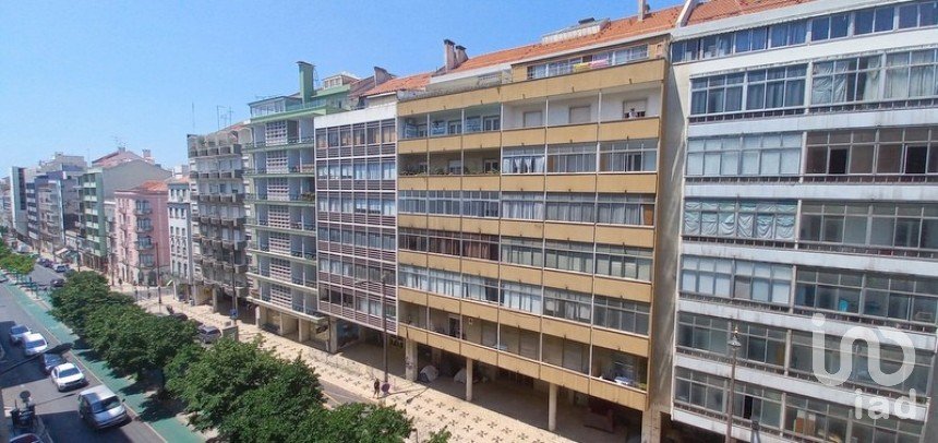 Appartement T4 à Arroios de 155 m²