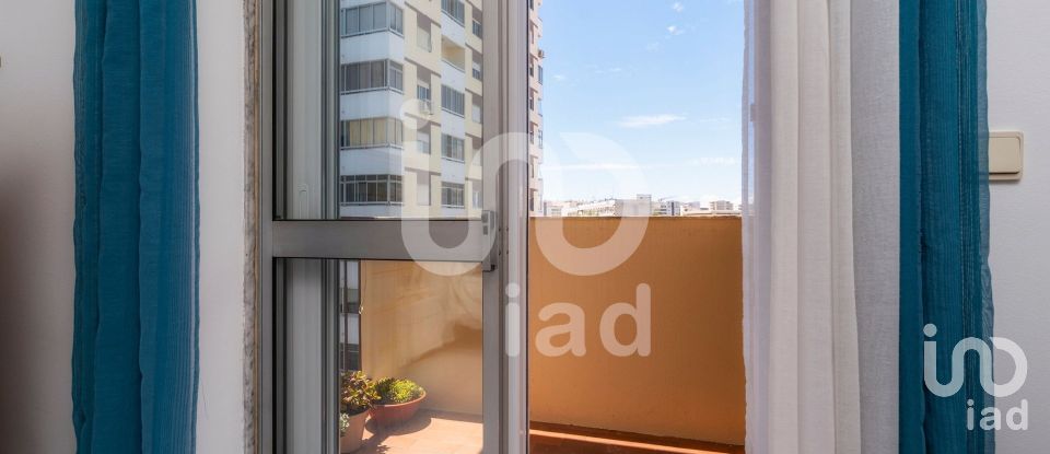 Apartment T3 in Faro (Sé e São Pedro) of 110 m²