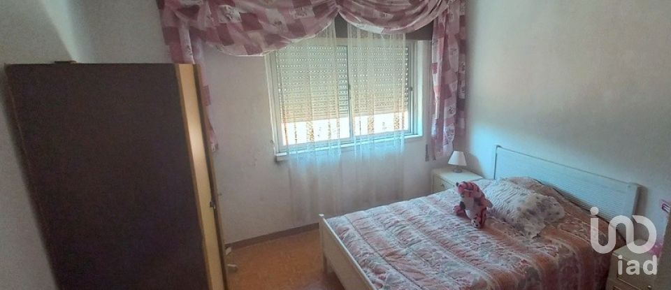 Ferme T10 à Vale do Paraíso de 1 800 m²