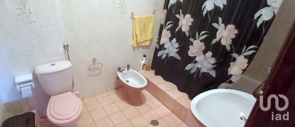 Ferme T10 à Vale do Paraíso de 1 800 m²