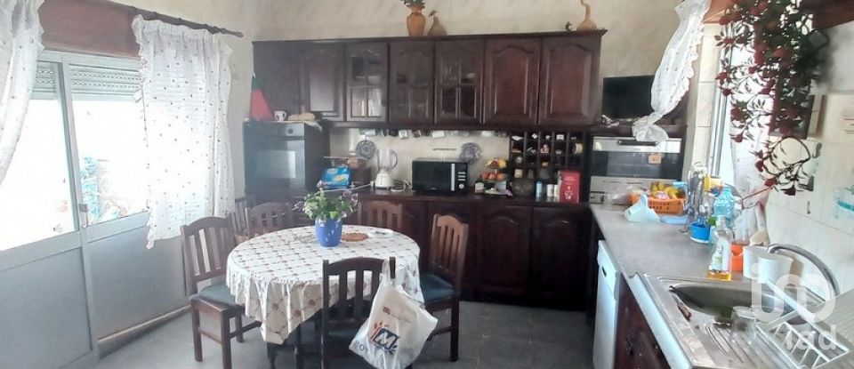 Ferme T10 à Vale do Paraíso de 1 800 m²